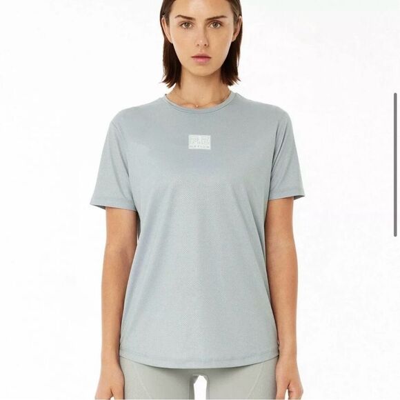 P.E Nation Crossover Air Form Relaxed Fit Tee in Grey Women’s Size XS NWT - Picture 1 of 7